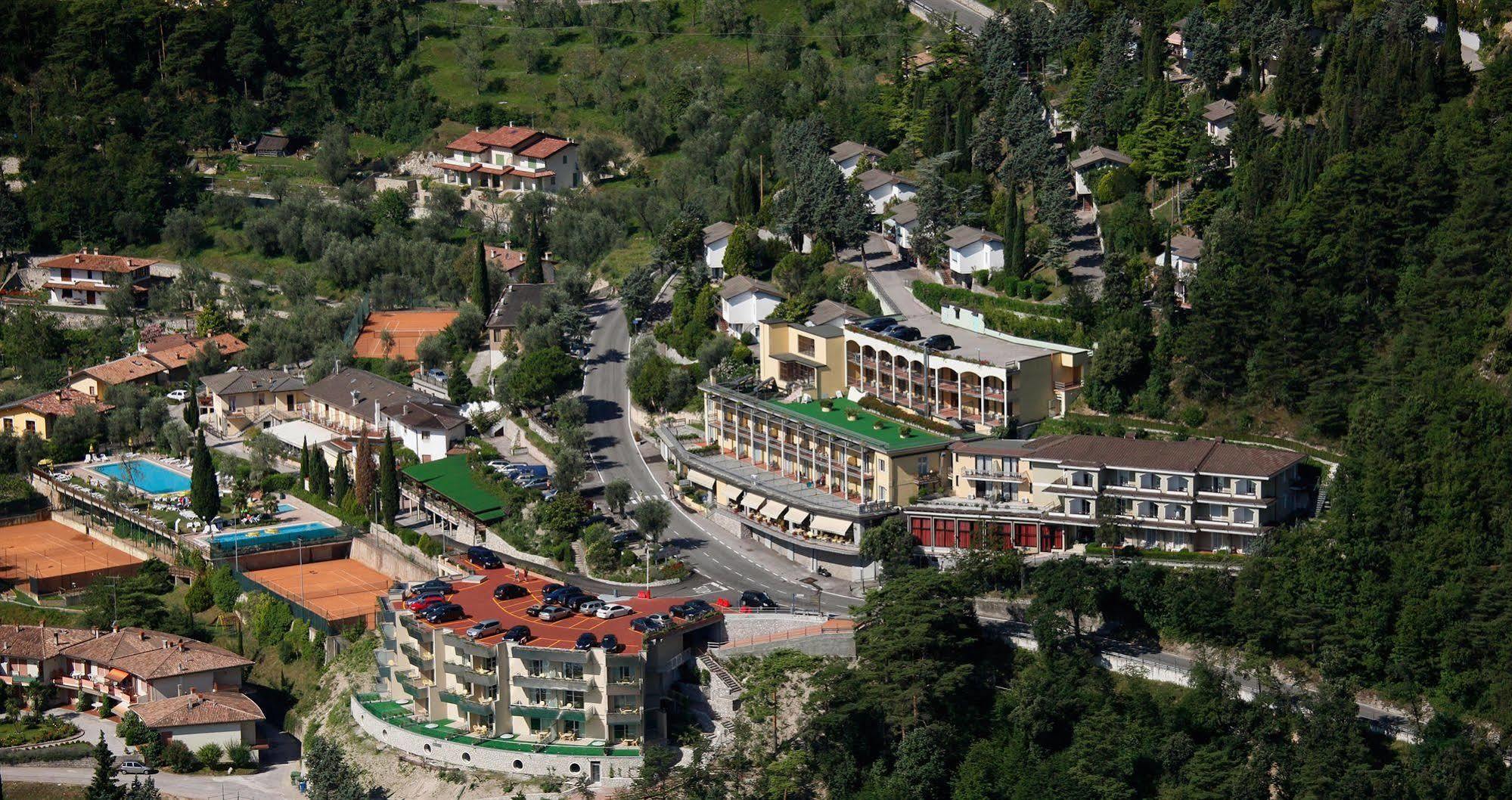 Tremosine Village Bazzanega - Montagnoli Group מראה חיצוני תמונה